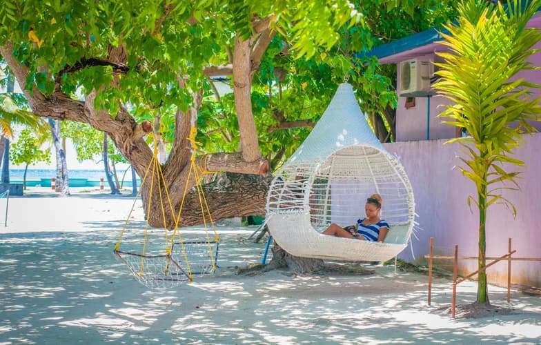 Immagine - Jail Break Surf Inn con volo, Maldive