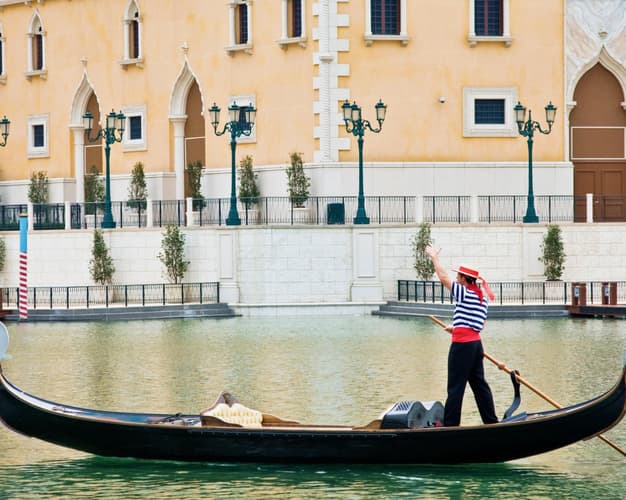 Immagine - Giro in gondola a Venezia tra panorami e prospettive