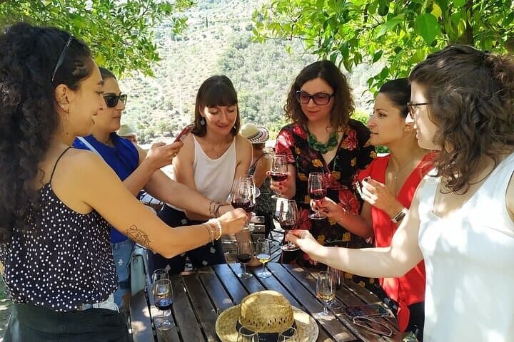 Imagem - Six Senses Douro Valley+Douro valley Tour-9 vinhos, almoço tradicional e passeio de barco-Setembro
