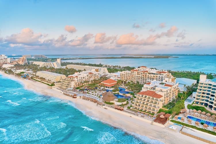 Immagine - HOT SALE🔥🔥 EN FIESTA AMERICANA CANCUN- 2 AD Y 2 MNR- TODO INCLUIDO