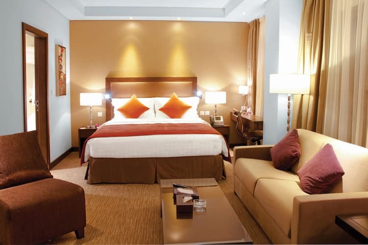 تصویر - 3 Days. 5* MADINAH - Crowne Plaza Madinah (BB)