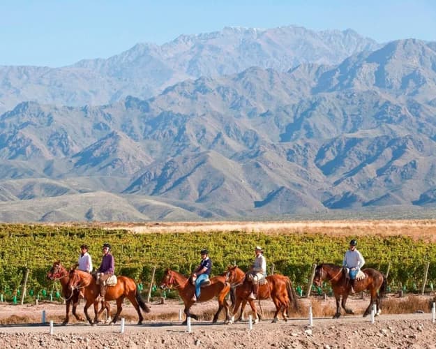 Image - MENDOZA ON HORSEBACK