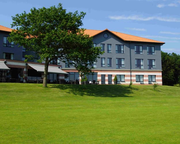 Image - 3N Hôtel du Golf + 1GF (Aa Saint-Omer Golf Club)