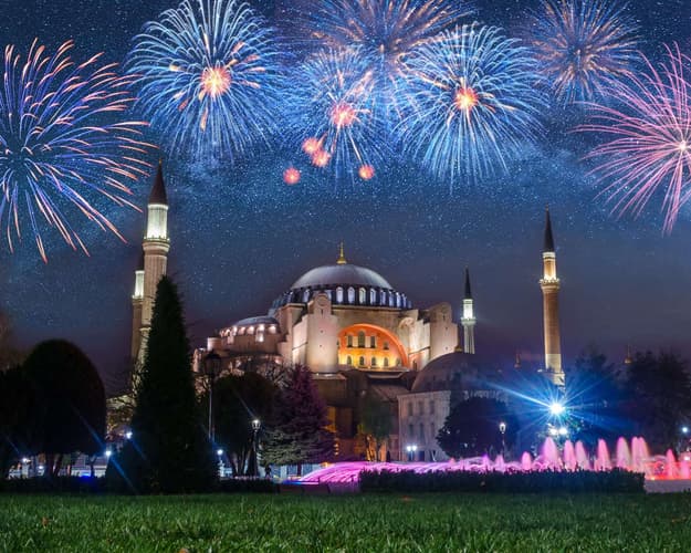 Image - NEW YEAR IN TÜRKIYE AND DUBAI FROM BOGOTA