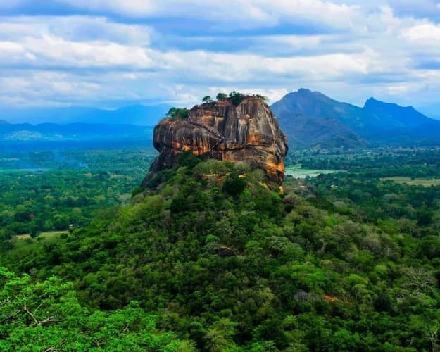 Bild - Discover Sri Lanka: Colombo, Kandy, Nuwara Eliya & Bentota 