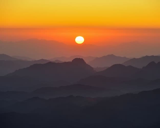 Immagine - Sharm: l'alba sul Monte Sinai