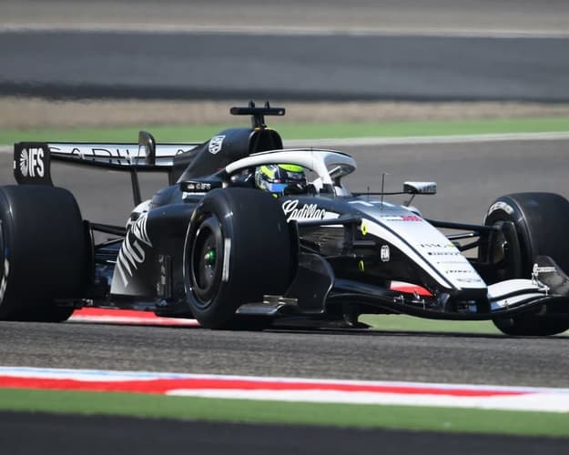 Imagem - Formula 1 - Novotel SP Jardins - Sector VIP Orange Tree Club