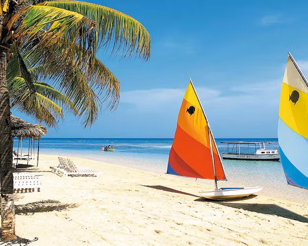 Imagem -  Trelawny a tu medida+ Carry on "21 al 25feb"