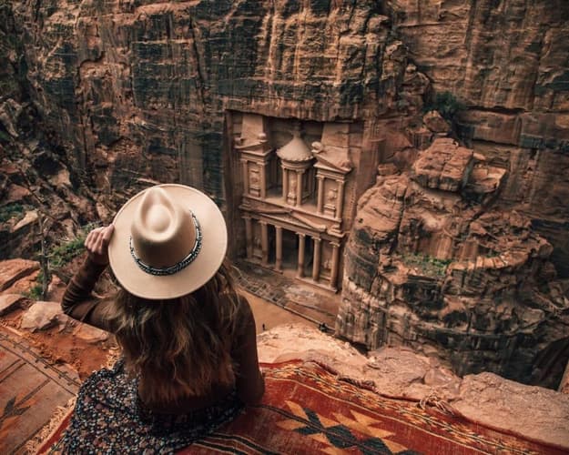画像 - 1 Day. From Aqaba to Petra & Wadi Rum Jordan’s Greatest Wonders