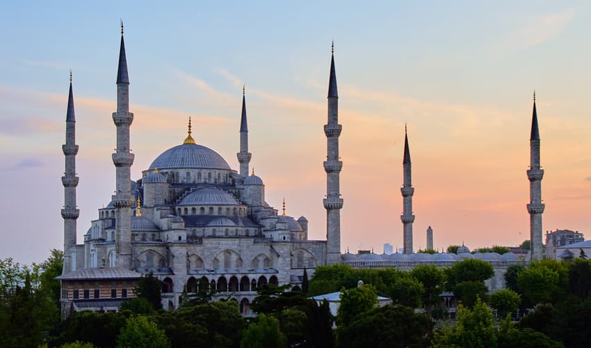 Image - Bosforo y Barrio Sultanahmet