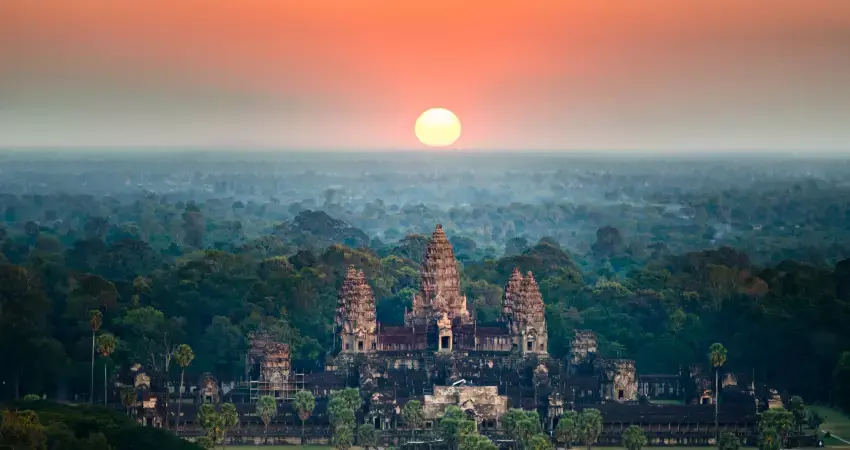 Image - Vietnam Esencial + Templos Angkor (LOW COST) Incl. vuelo a Camboya