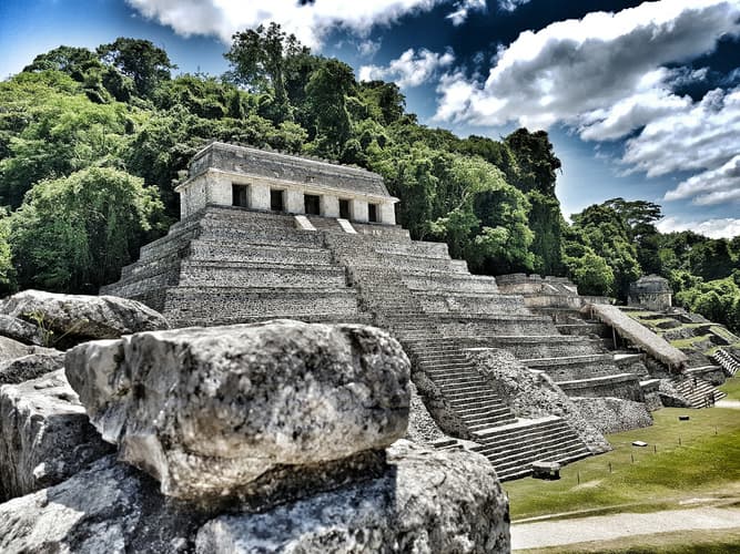 Imagen - Arquitectura Maya desde Cancún (Grupos Reducidos)