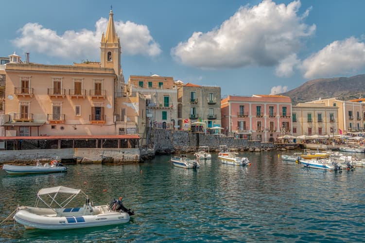 Image - Islas Eólicas desde Lipari