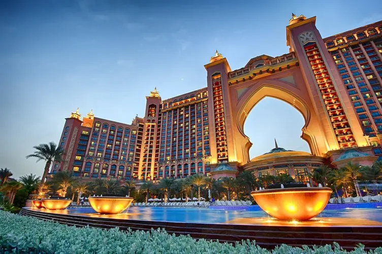 تصویر - Dubai and Abu Dhabi Complete Serie All Inclusive
