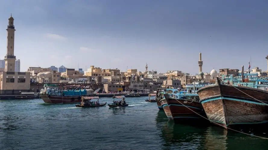 Bild - Emirati Arabi Uniti partenze garantite : L'essenziale