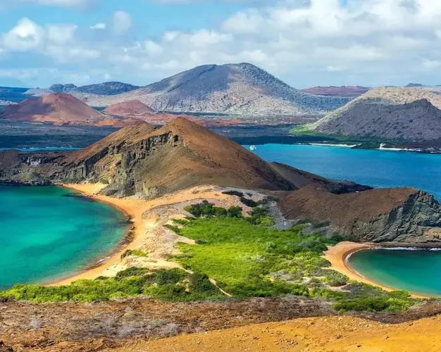 Podoba - EXPLORE GALAPAGOS: FAUNA AND WONDERS