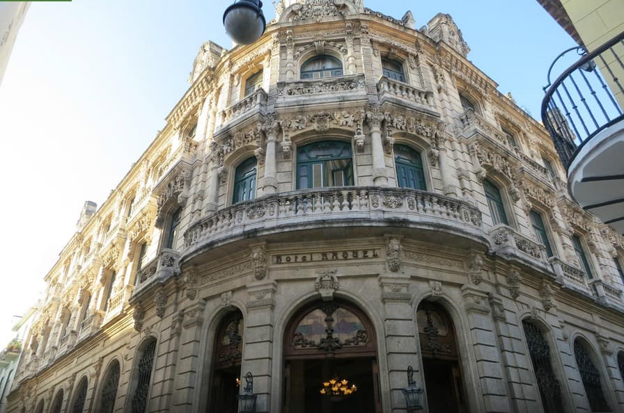 Hotel Raquel