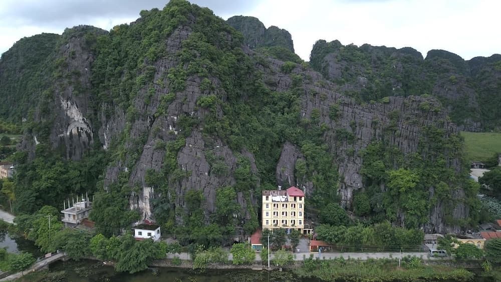 Anna Tham Hotel View