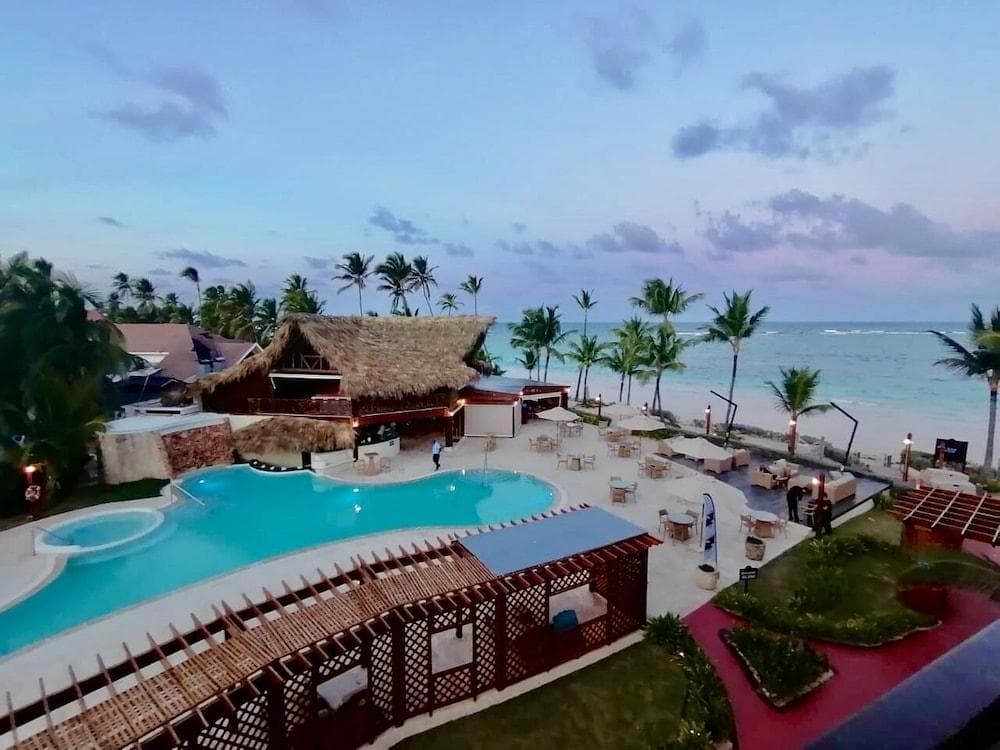 VIK hotel Cayena Beach