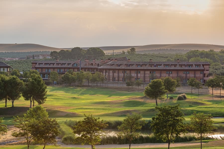 DORMA LAYOS GOLF
