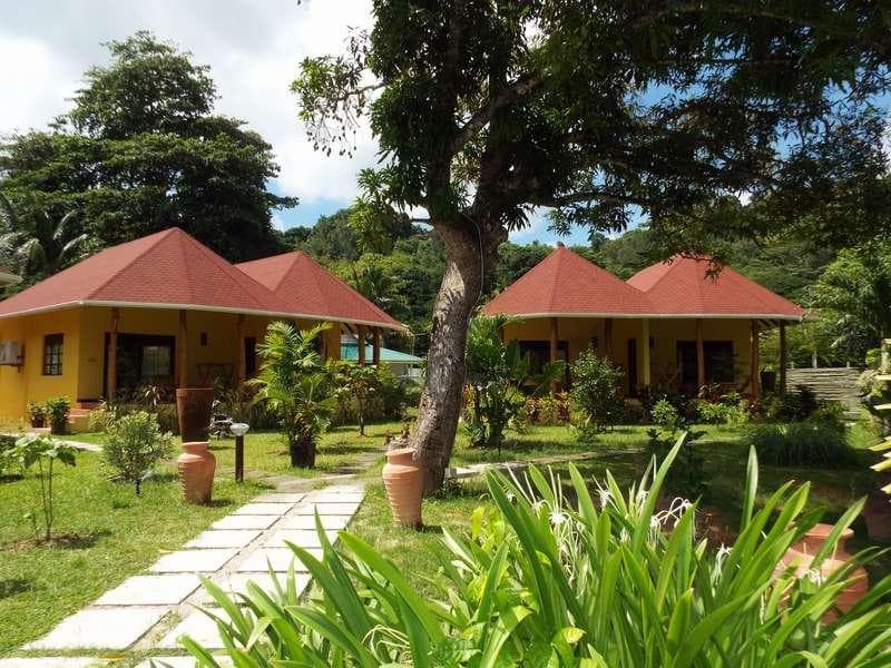 Les Lauriers Eco Hotel & Restaurant
