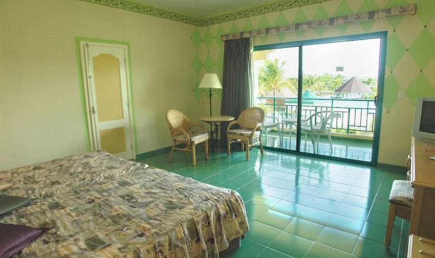 HOTEL PLAYA COSTA VERDE