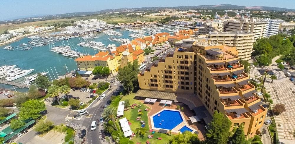 DOM PEDRO MARINA