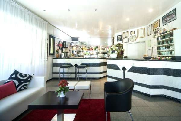 Hotel Betty