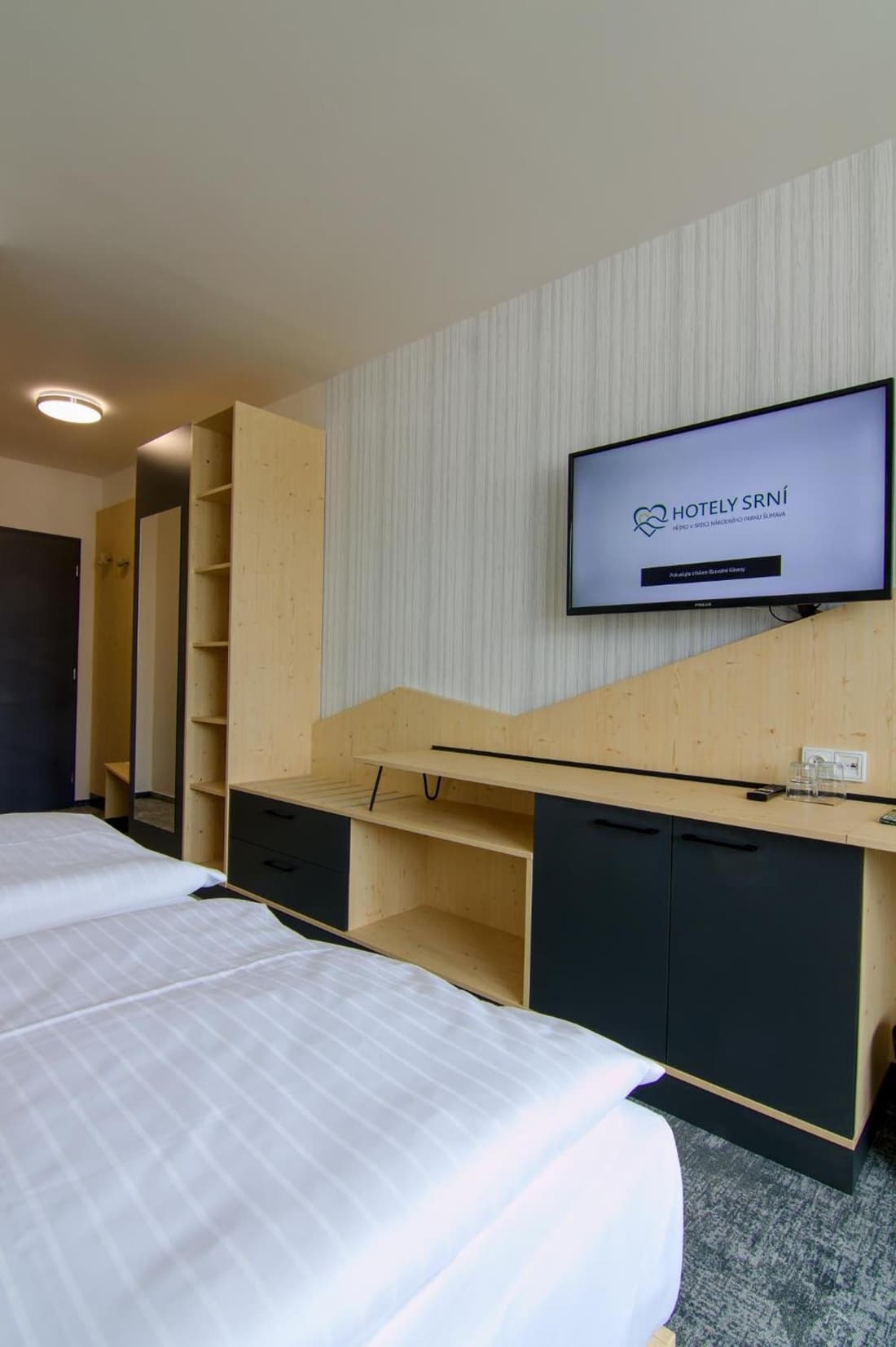 HOTEL SRNI