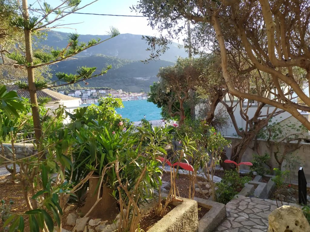 Dioskouroi Hotel And Apartments