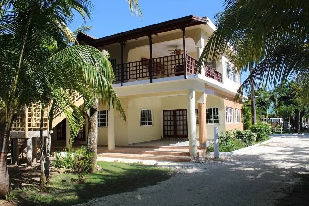 Zanzi Beach Resort