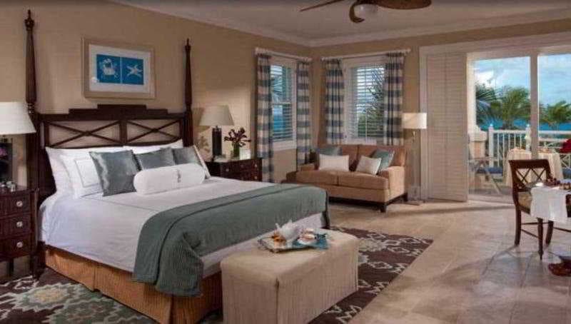 Sandals Emerald Bay