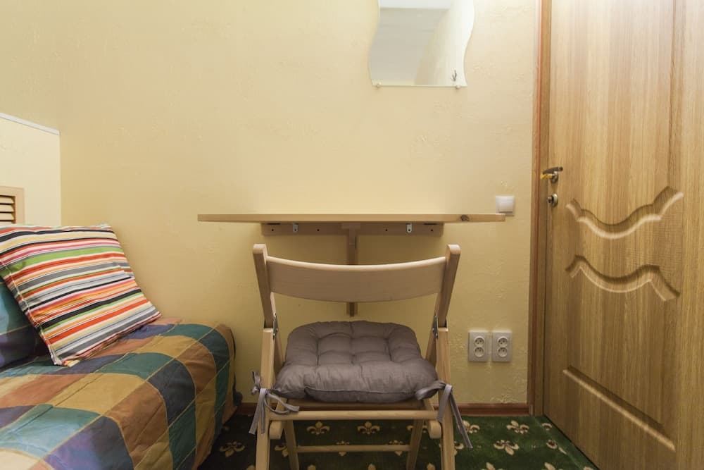 Winterfell Hotel in Arbat