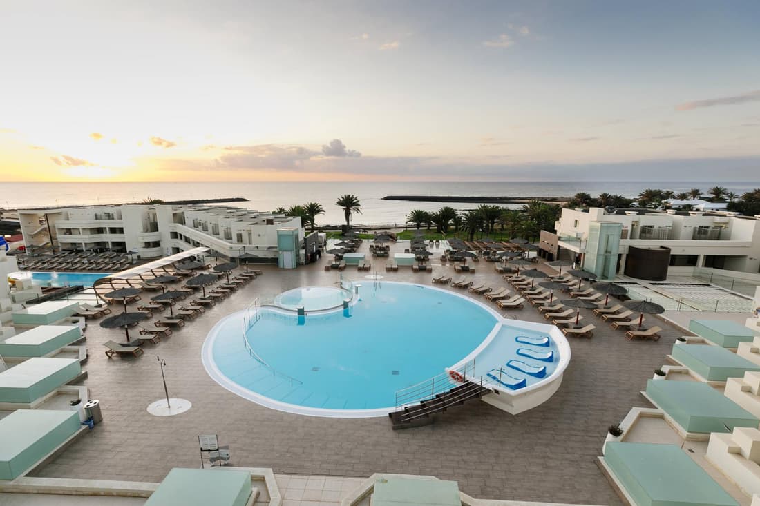 HD Beach Resort & Spa