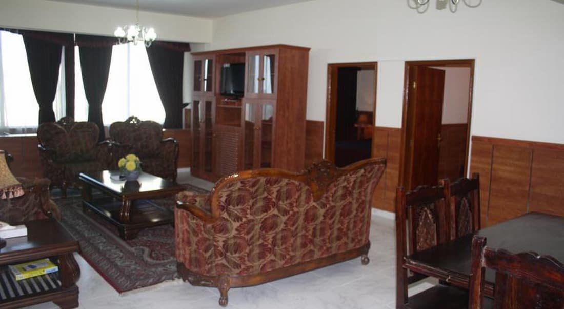 Grand Nova Hotel