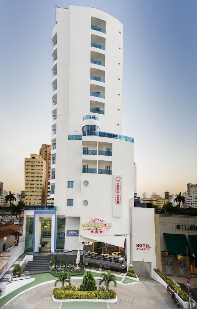 Atlantic Lux Hotel (Bloqueos)