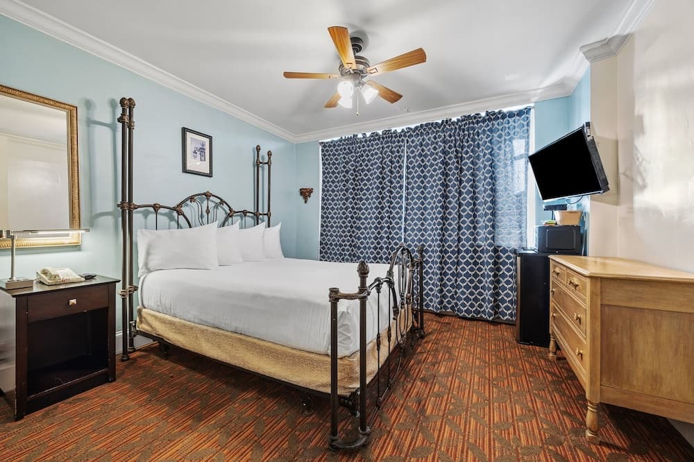 Fitzgerald Hotel
