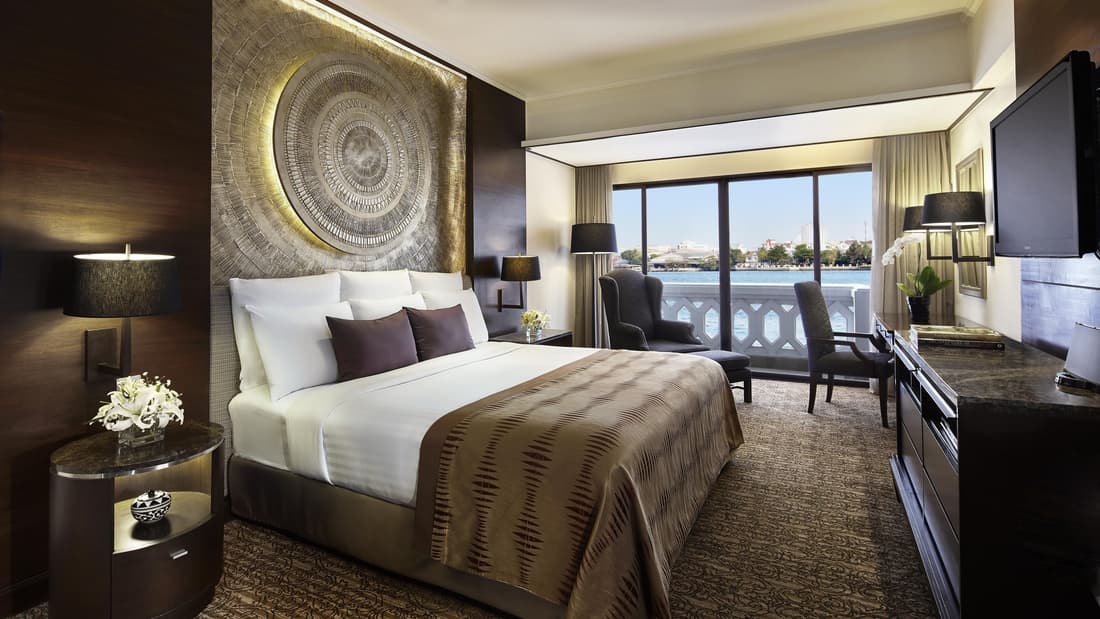 Anantara Riverside Bangkok Resort