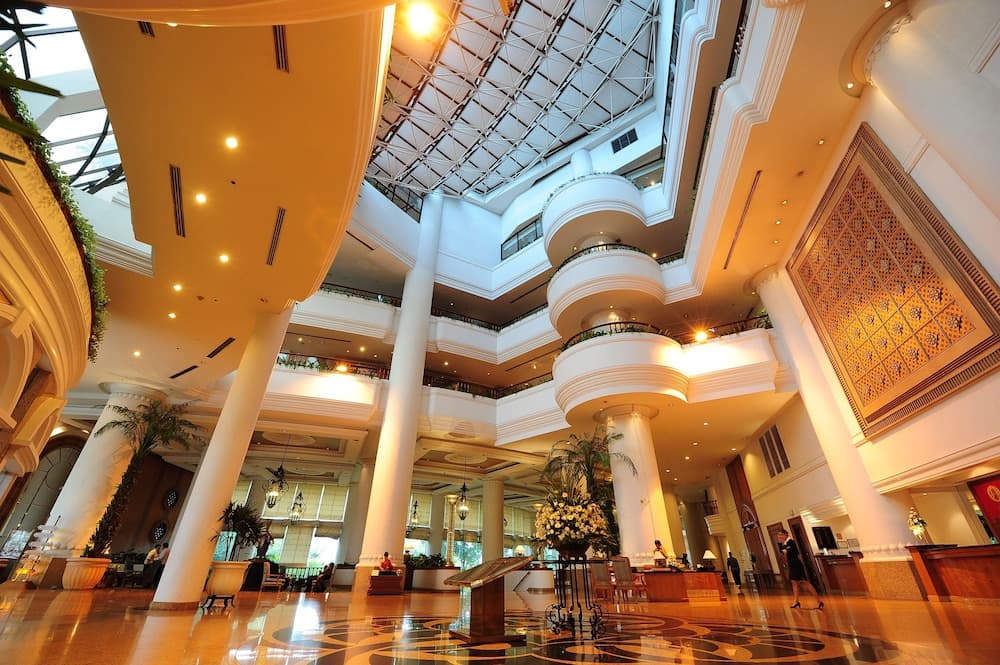 Montien Riverside Hotel Bangkok