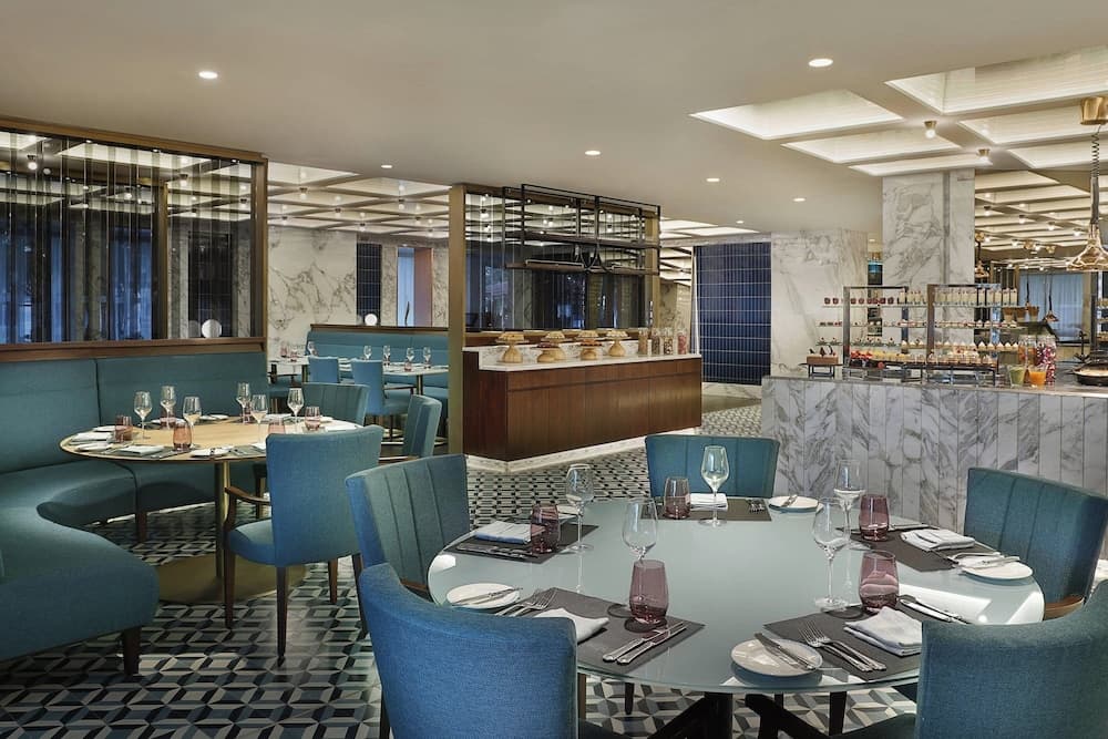 Al Bustan Palace, a Ritz-Carlton Hotel