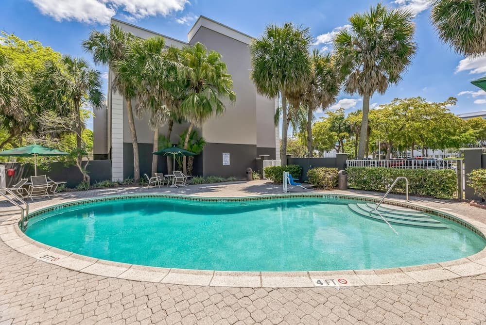 La Quinta Inn & Suites by Wyndham Miami Lakes