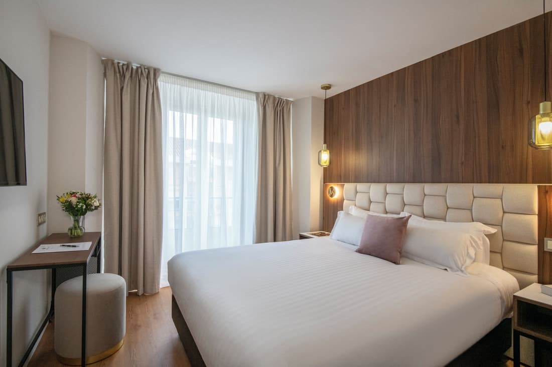 Le Cetai Cannes Beach Hotel