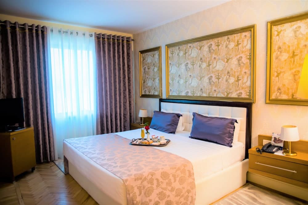 Tirana International Hotel & Conference Centre