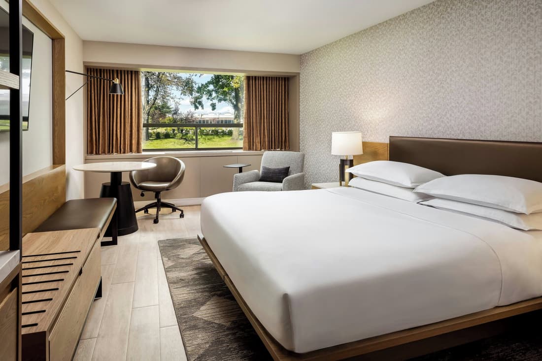 Sheraton Montreal Airport Hotel