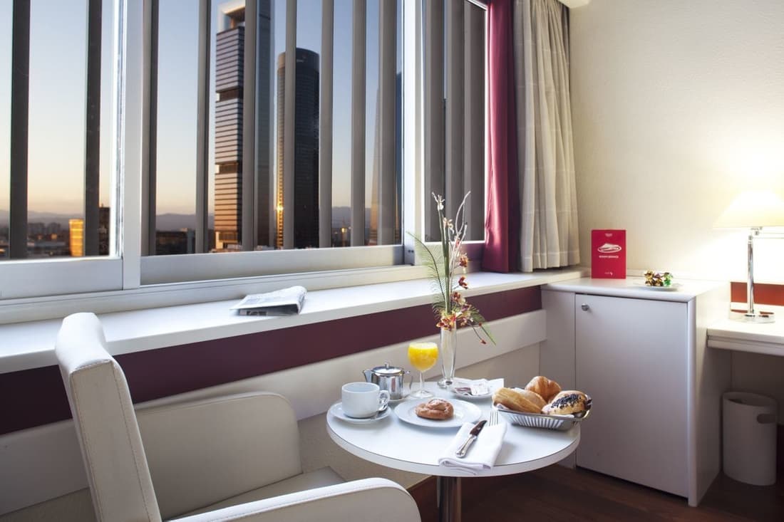 Hotel Chamartin The One