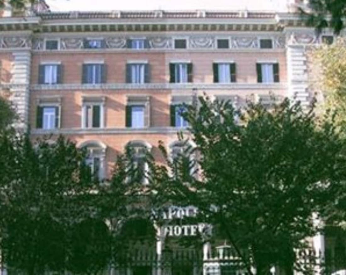 Napoleon Hotel