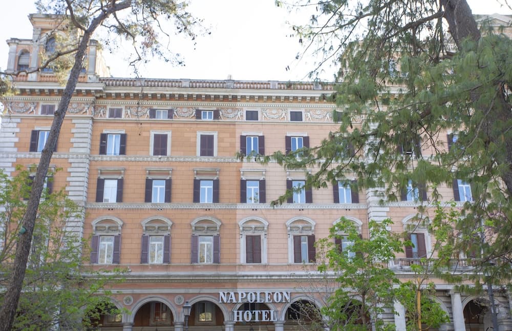 Napoleon Hotel