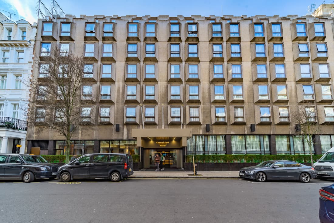 Central Park Hotel