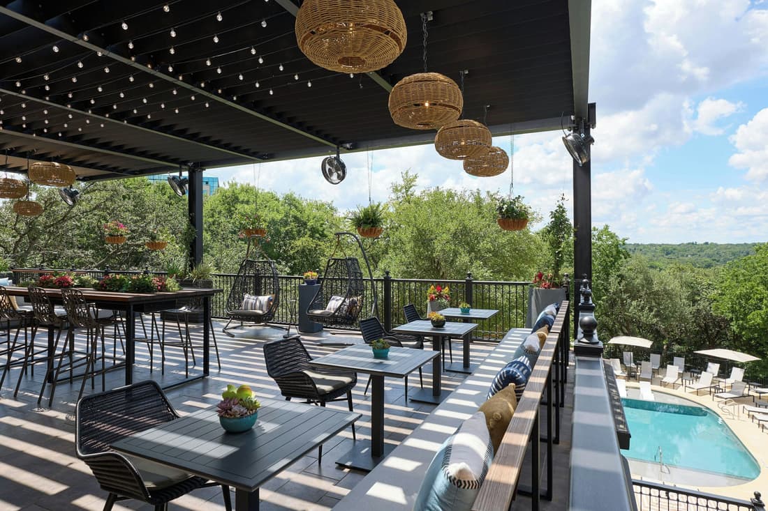 Renaissance Austin Hotel
