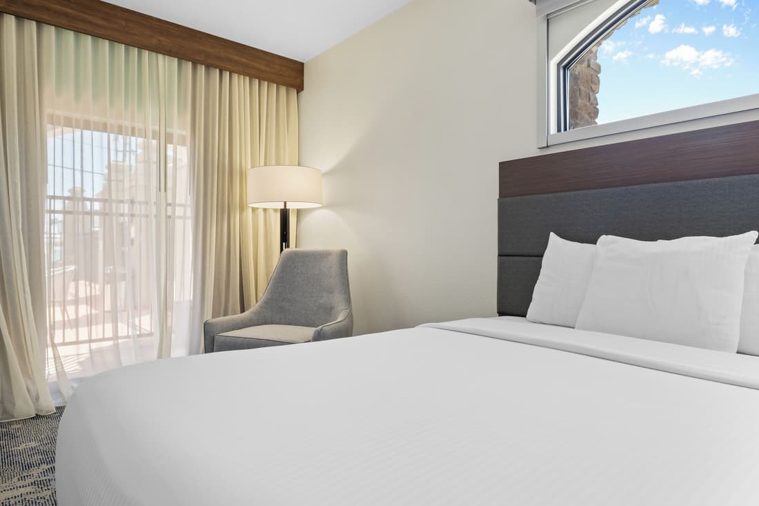 La Quinta Inn & Suites by Wyndham Santa Cruz